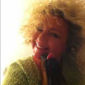 Meet your Posher, Beverly